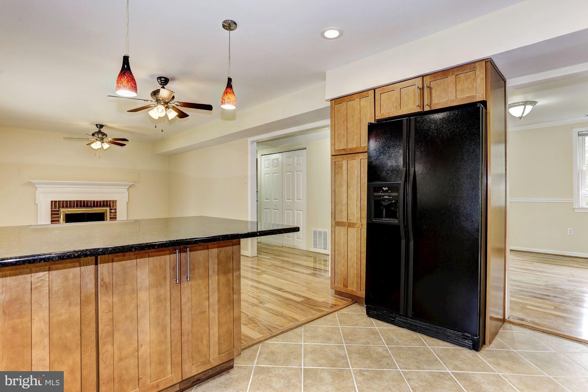 5977 Grand Banks Road Columbia, MD 21044 - Photo 8 of 23 Kitchen