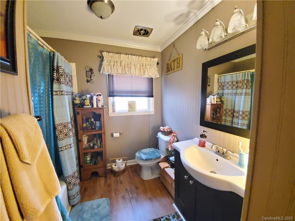 1157 Highway 221 Rutherfordton, NC 28139 - Photo 17 of 22