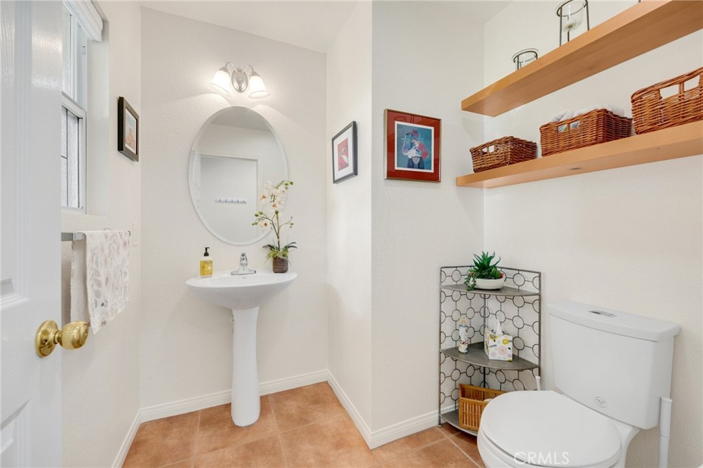 3607 Falcon Way Brea, CA 92823 - Photo 16 of 22