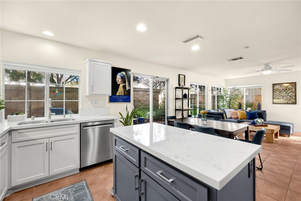 3607 Falcon Way Brea, CA 92823 - Photo 5 of 22