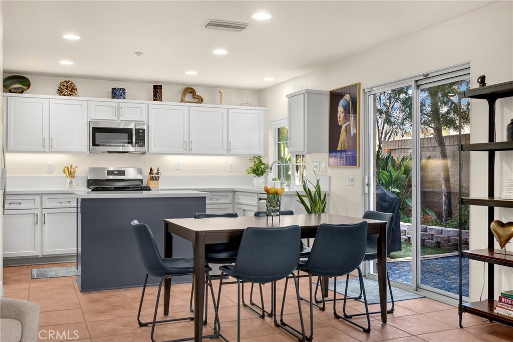 3607 Falcon Way Brea, CA 92823 - Photo 6 of 22