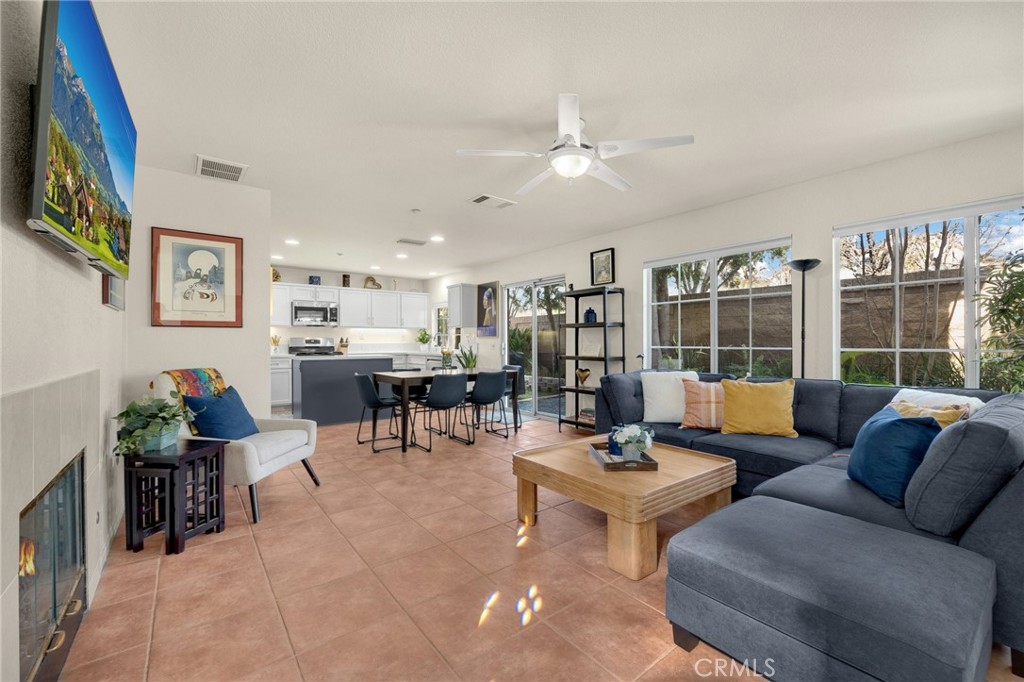 3607 Falcon Way Brea, CA 92823 - Photo 8 of 22