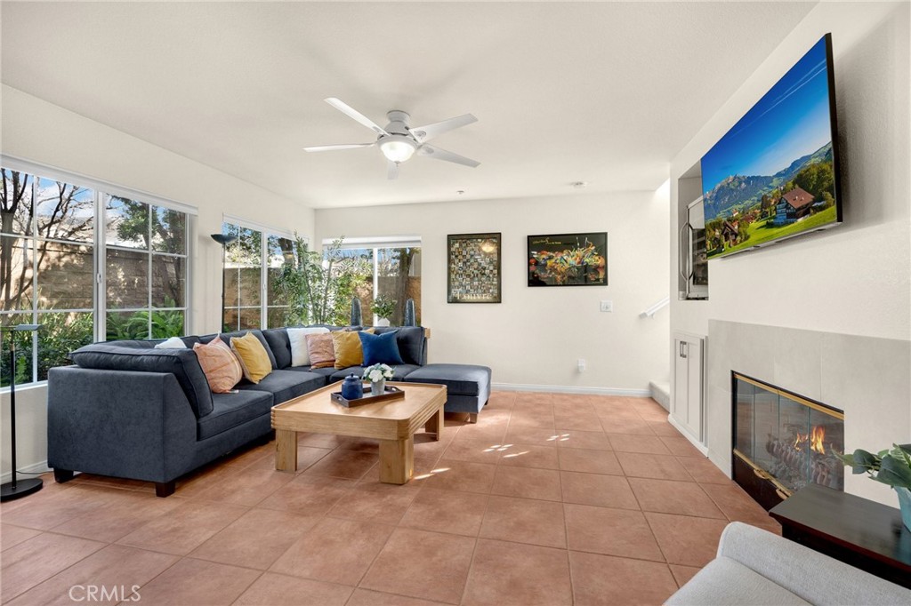 3607 Falcon Way Brea, CA 92823 - Photo 9 of 22