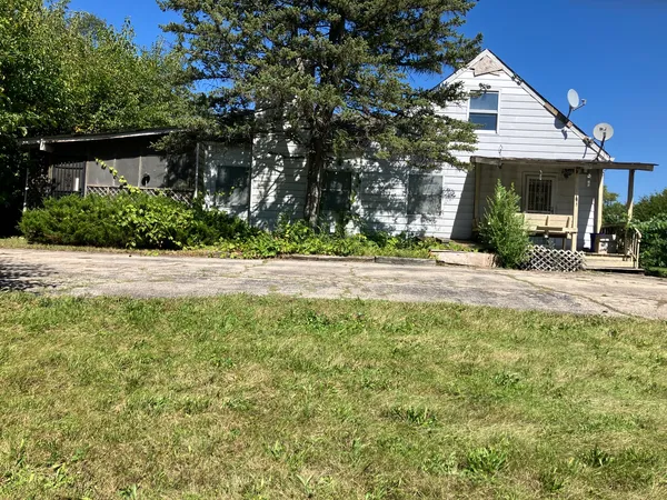 $794,999 | 24W459 Lawrence Avenue, Bloomingdale, IL 60108