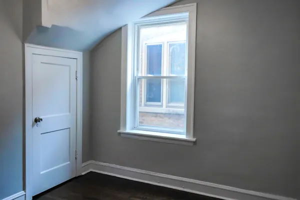$1,650 | 6633 South Campbell Avenue, Unit 1, Chicago, IL 60629