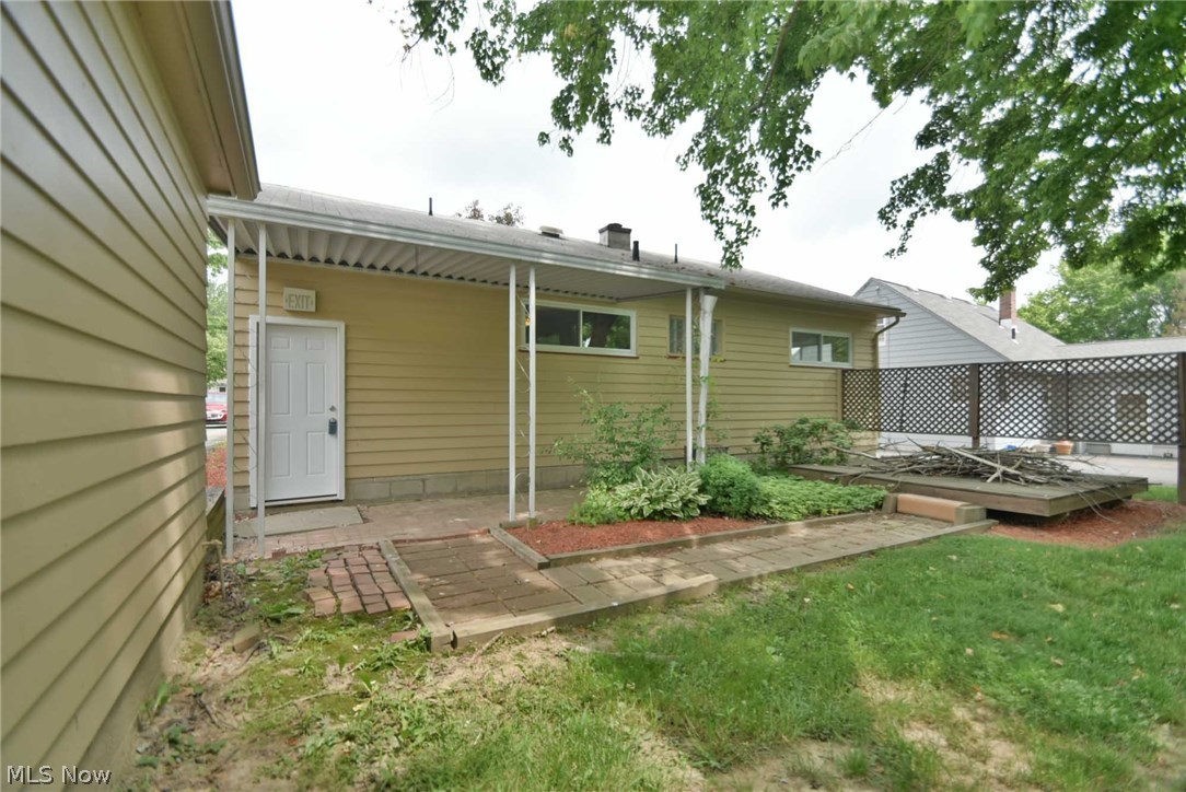 3431 Kirk Road Youngstown, OH 44511 - Photo 6 of 15 Gallery Image 6