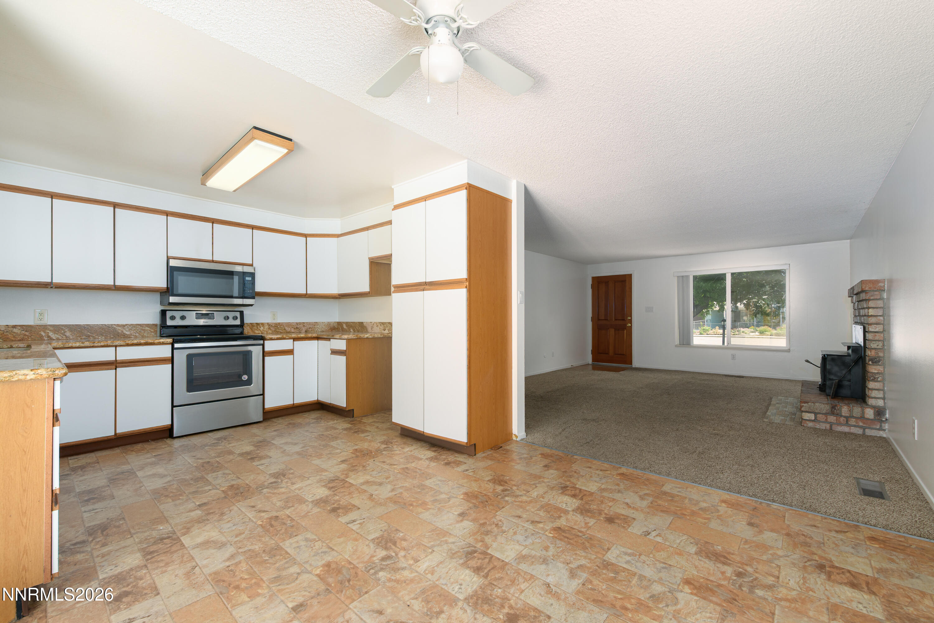 803 Rolando Way Carson City, NV 89701 - Photo 10 of 27 803 Rolando Way-27