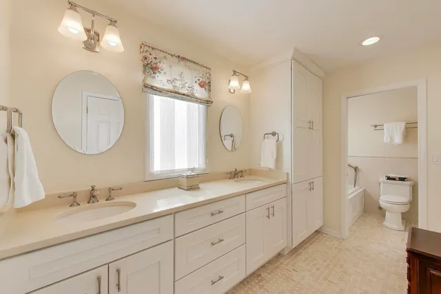 $1,349,000 | 2154 Northgate Road, Northfield, IL 60093