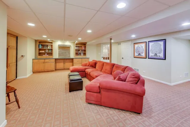 $1,349,000 | 2154 Northgate Road, Northfield, IL 60093