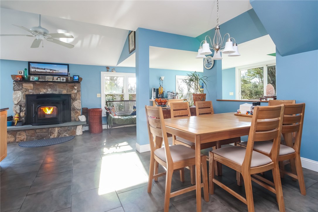 9 East Woody Hill Road Westerly, RI 02891 - Photo 5 of 19 Gallery Image 5