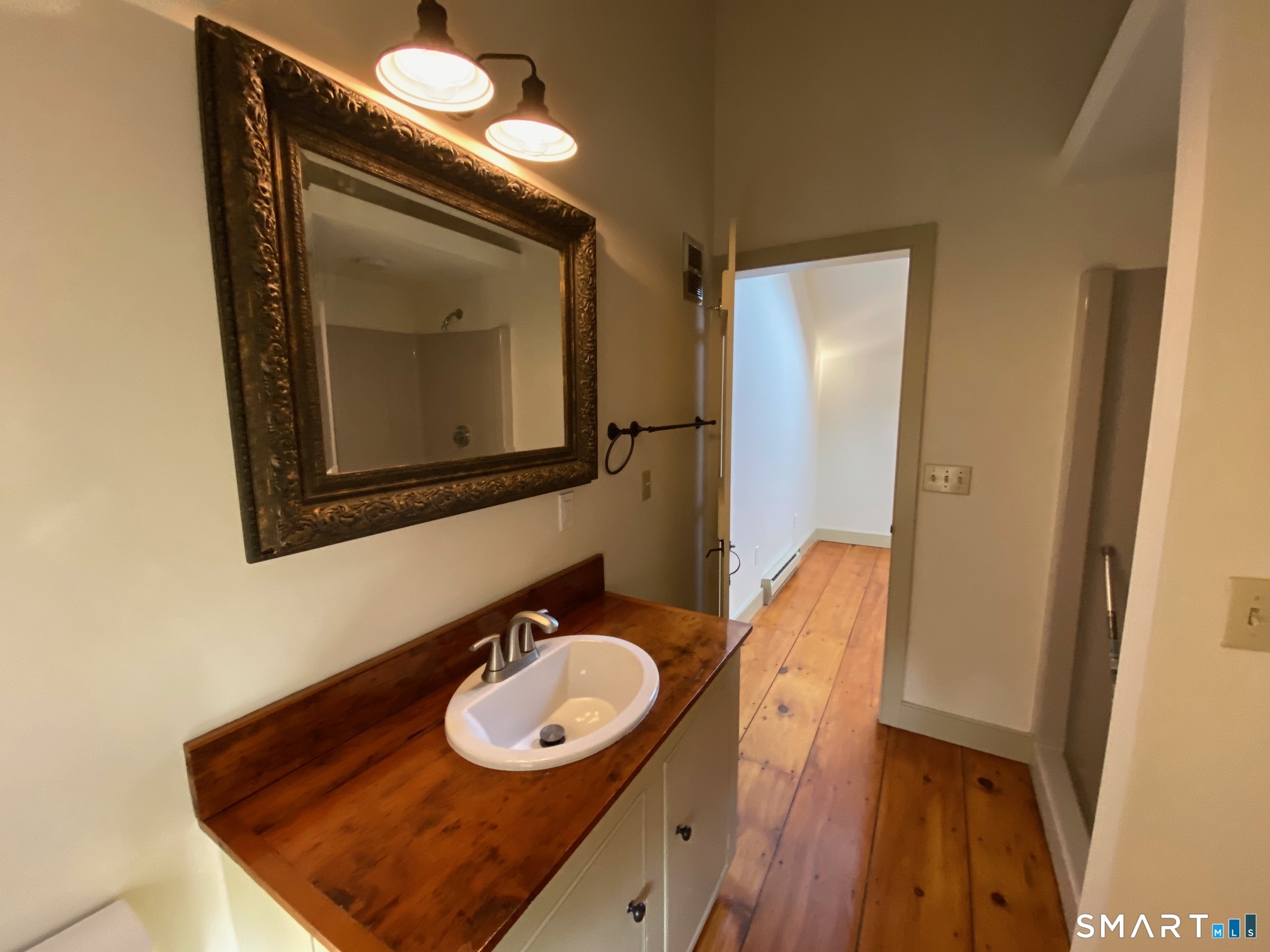 95 R Saybrook Road Essex, CT 06426 - Photo 16 of 17 Bath with laundry area