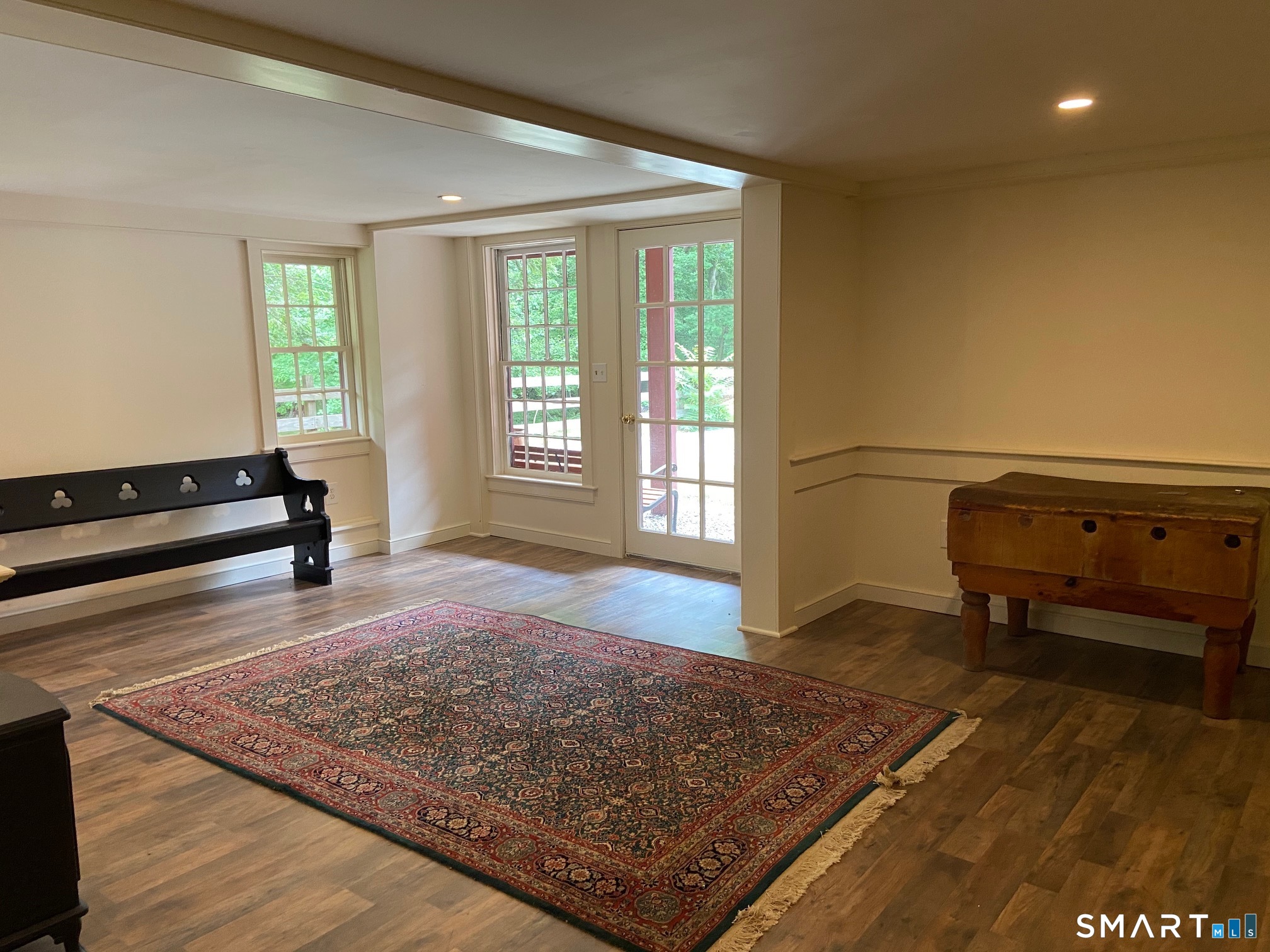 95 R Saybrook Road Essex, CT 06426 - Photo 6 of 17 Tavern Room Entrance Door.