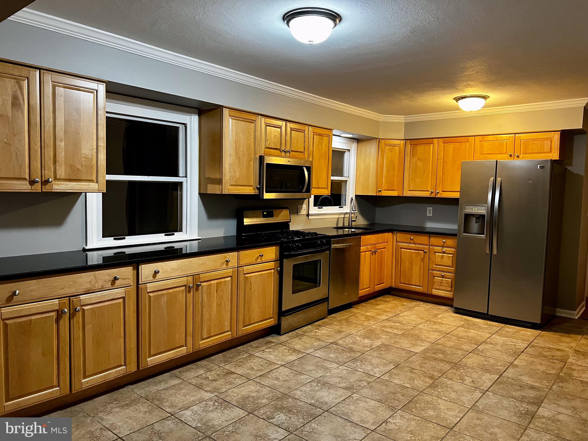 2268 Klockner Road Hamilton, NJ 08690 - Photo 8 of 24
