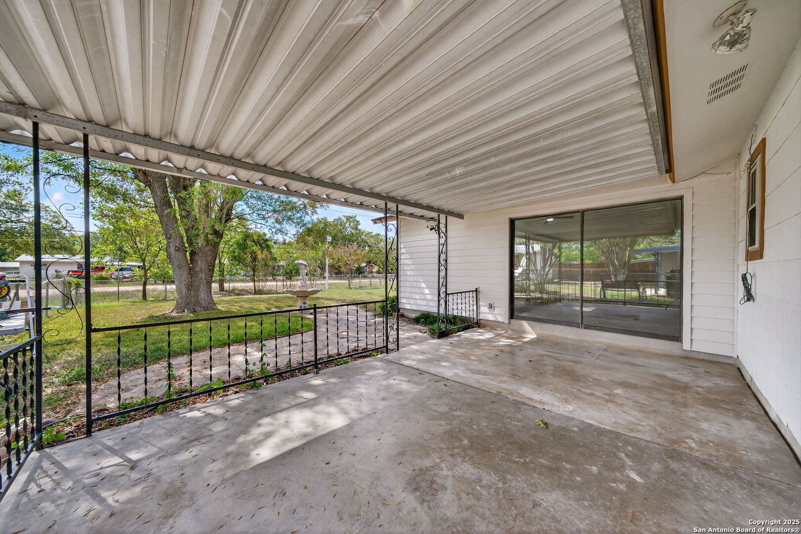 708 Maple Drive Schertz, TX 78154 - Photo 24 of 29