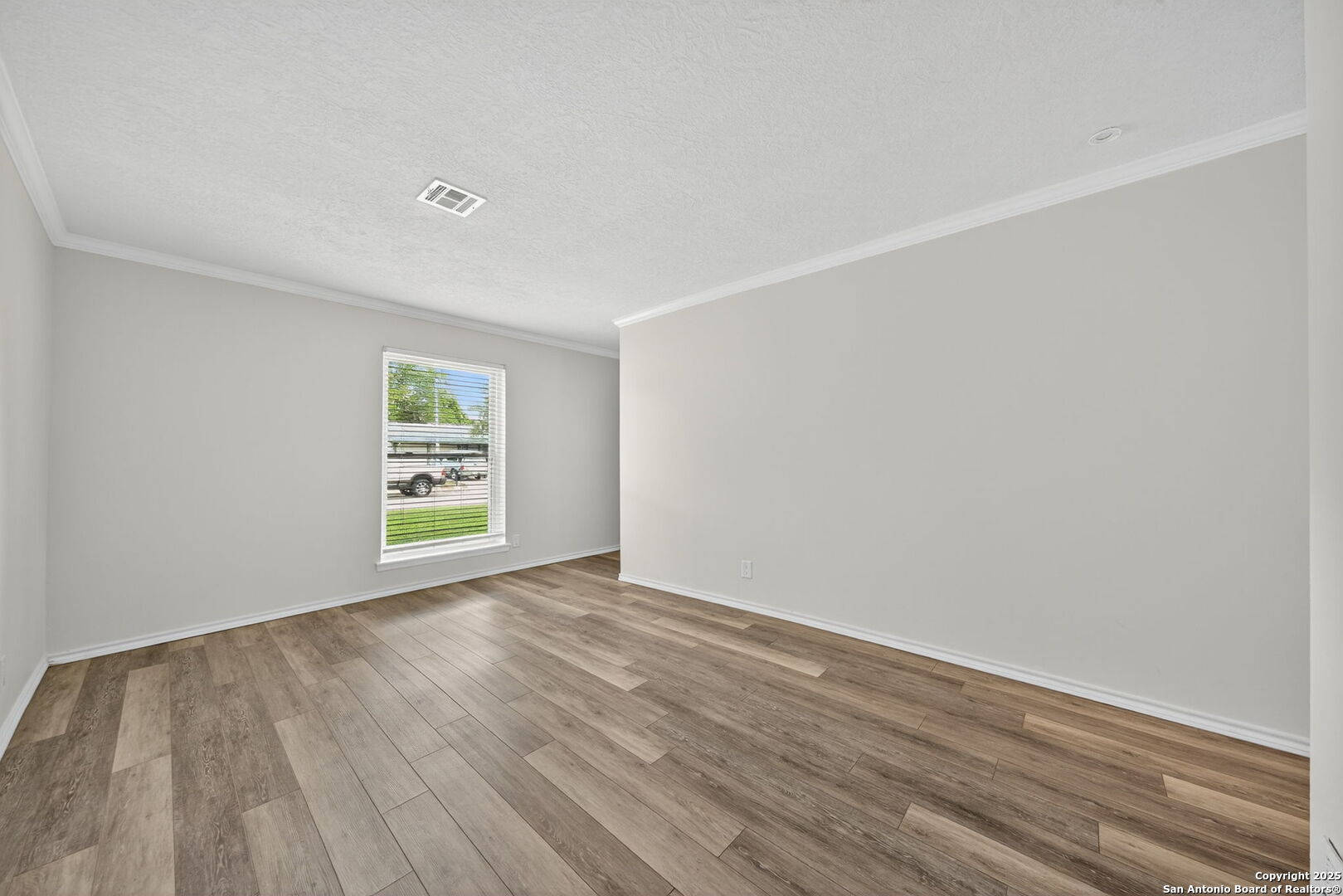 708 Maple Drive Schertz, TX 78154 - Photo 7 of 29