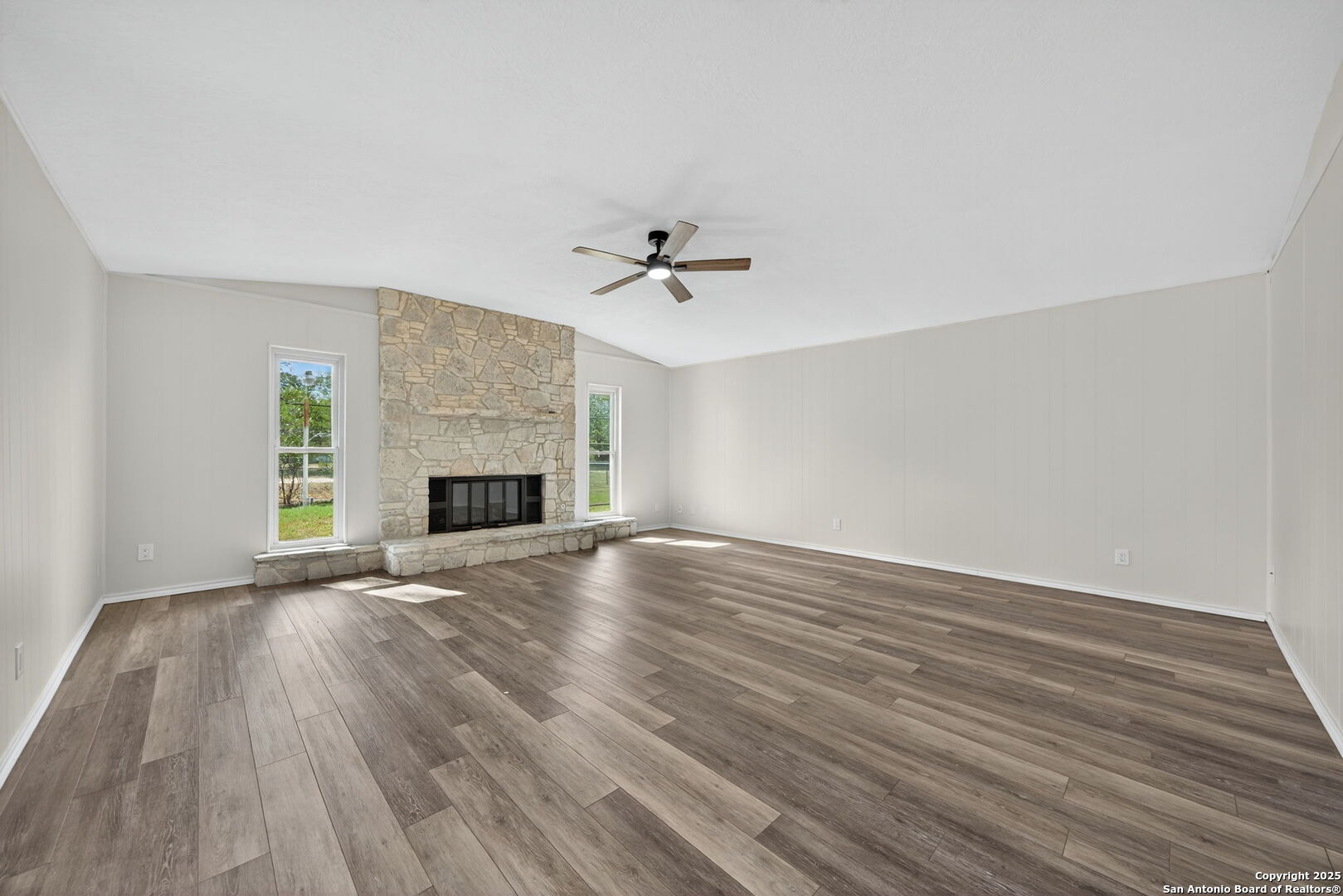 708 Maple Drive Schertz, TX 78154 - Photo 9 of 29