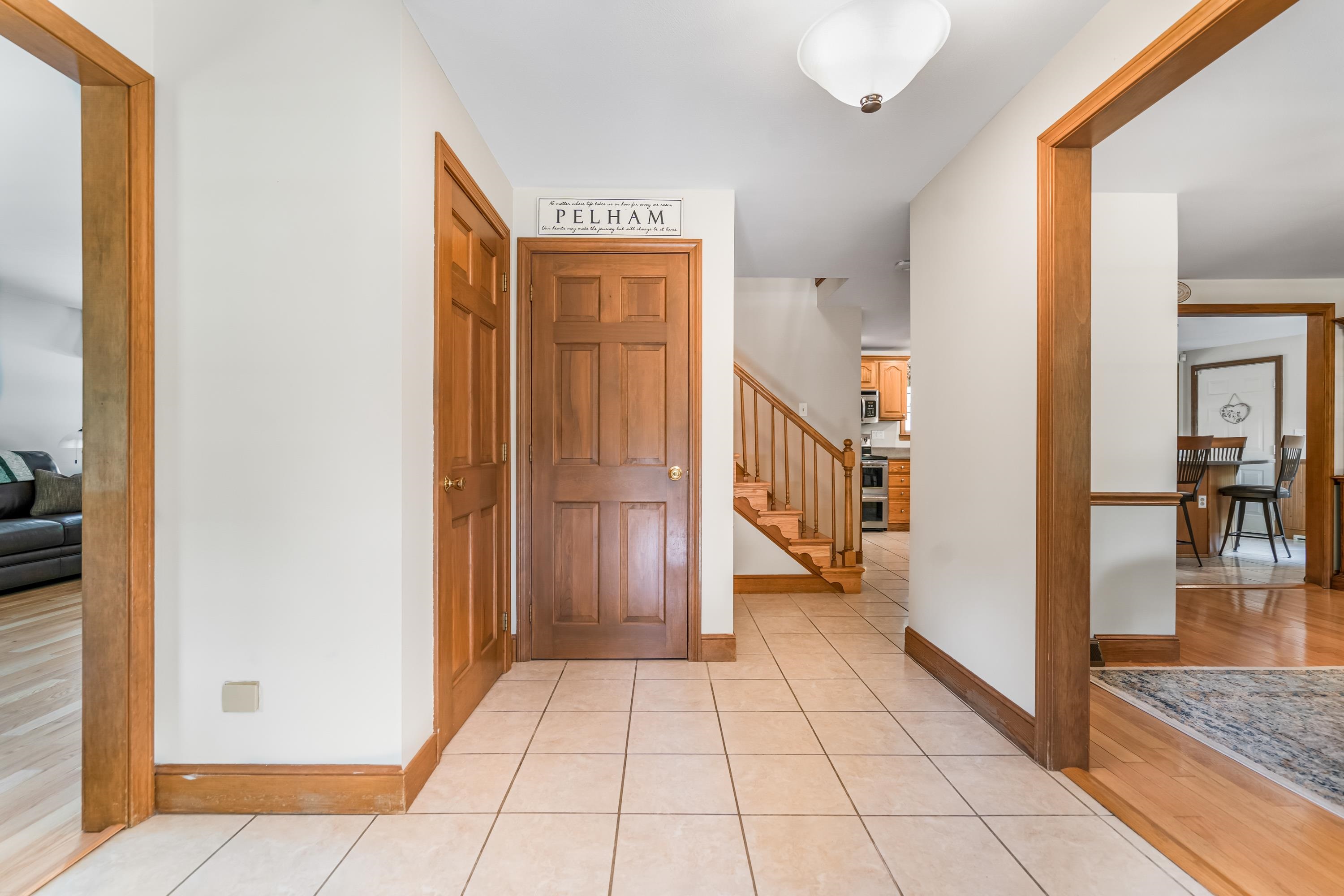 142 Westfall Road Pelham, NH 03076 - Photo 11 of 41