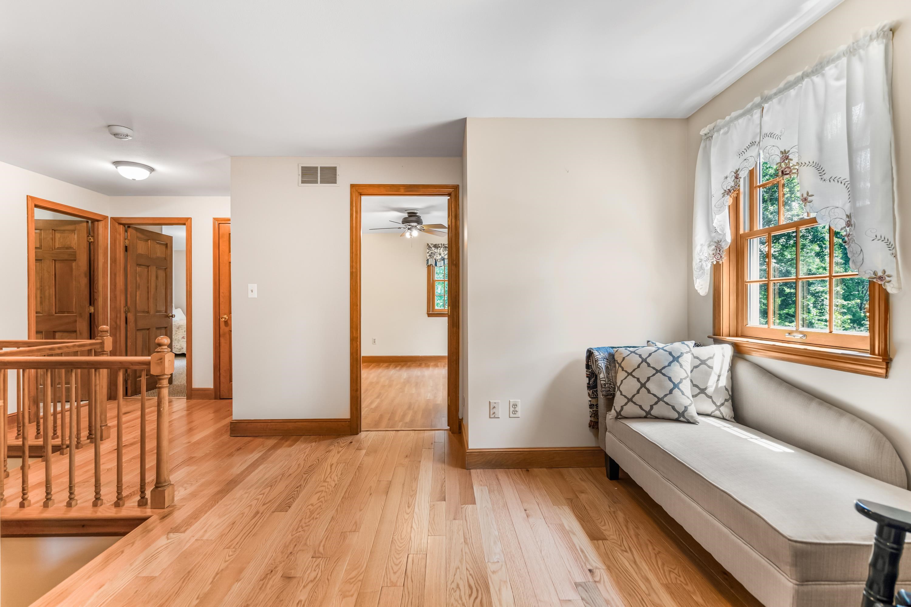 142 Westfall Road Pelham, NH 03076 - Photo 20 of 41