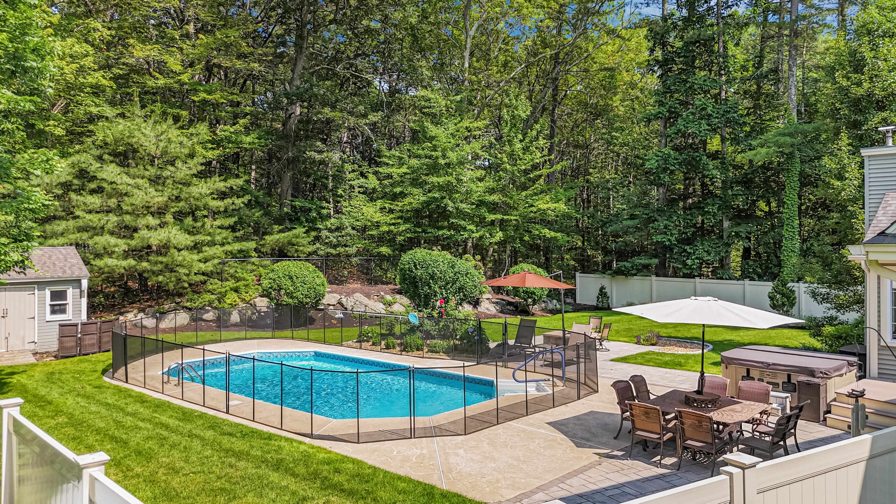 142 Westfall Road Pelham, NH 03076 - Photo 33 of 41