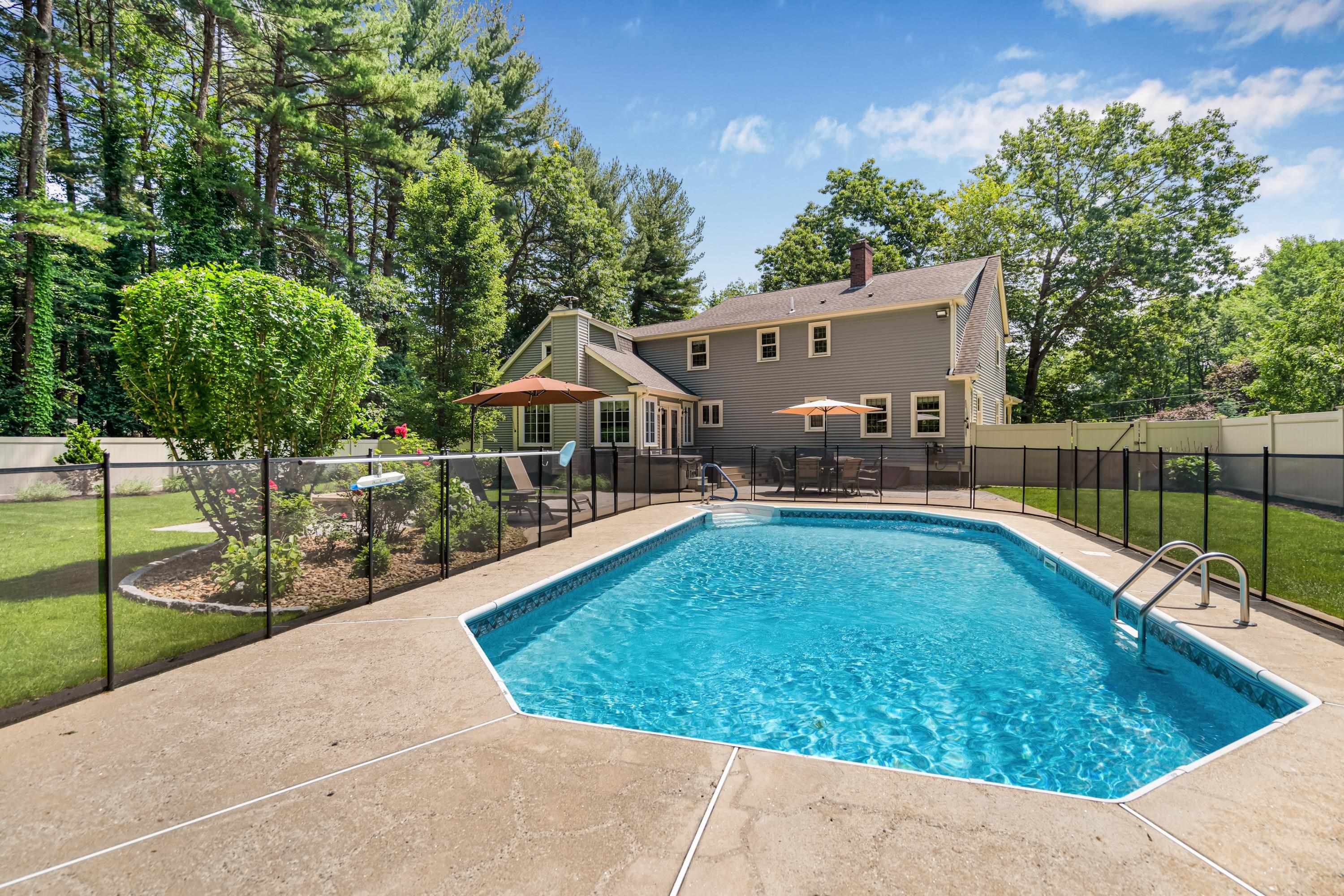 142 Westfall Road Pelham, NH 03076 - Photo 34 of 41