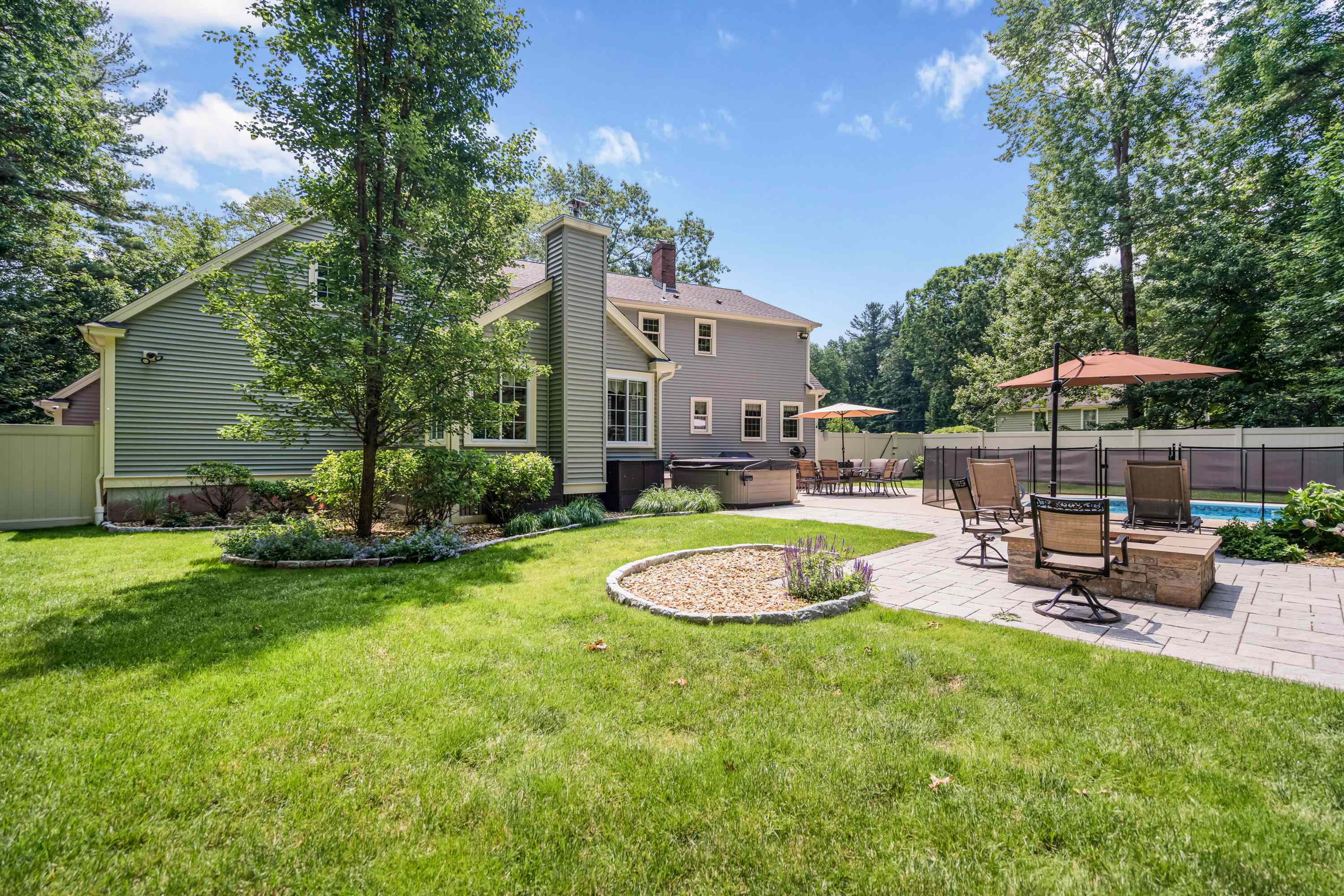 142 Westfall Road Pelham, NH 03076 - Photo 36 of 41