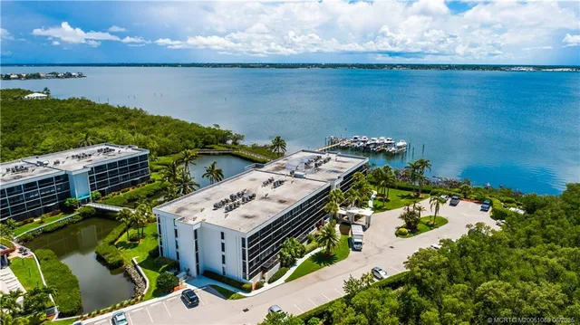 $2,500 | 3792 Northeast Ocean Boulevard, Unit 212N, Jensen Beach, FL 34957