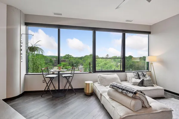 $199,900 | 5601 Smetana Drive, Unit 418, Minnetonka, MN 55343