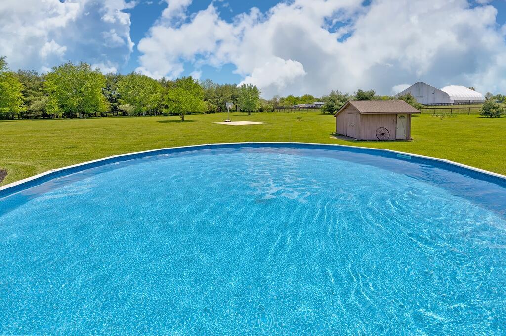 1300 Hubbard Road Galloway, OH 43119 - Photo 60 of 89 60. Pool