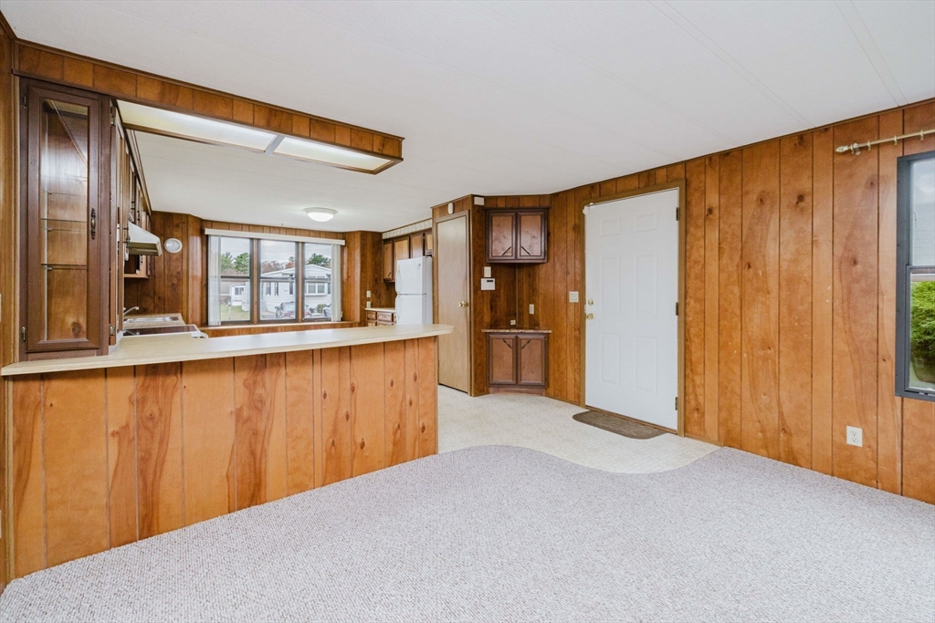 152 Easy Street Raynham, MA 02767 - Photo 8 of 35 Gallery Image 8