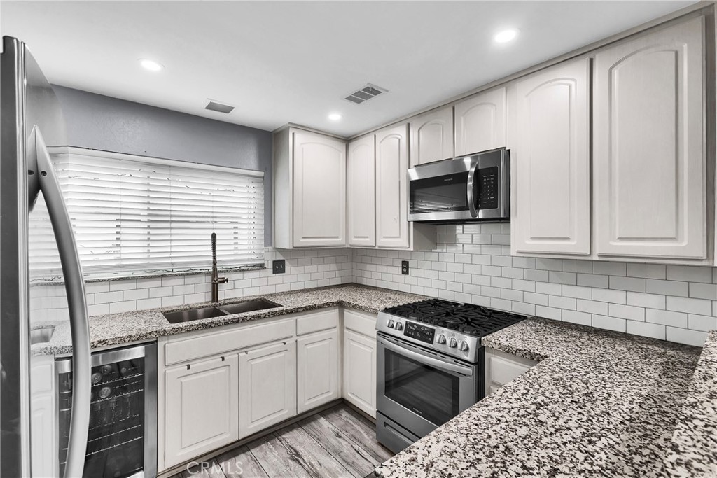 545 West Dunton Avenue, Unit 9 Orange, CA 92865 - Photo 12 of 34