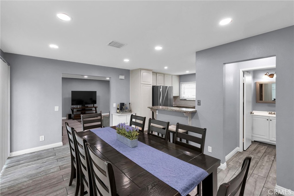 545 West Dunton Avenue, Unit 9 Orange, CA 92865 - Photo 17 of 34