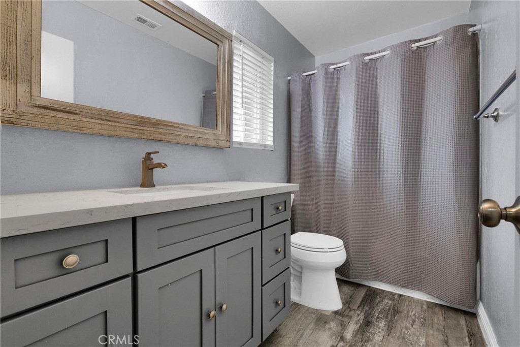 545 West Dunton Avenue, Unit 9 Orange, CA 92865 - Photo 25 of 34