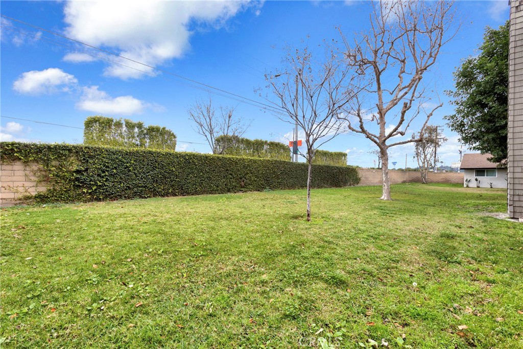 545 West Dunton Avenue, Unit 9 Orange, CA 92865 - Photo 31 of 34