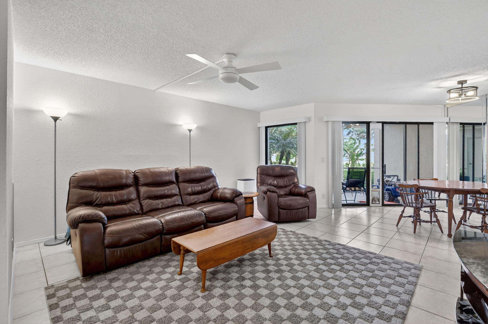 5650 Camino Del Sol, Unit 106 Boca Raton, FL 33433 - Photo 3 of 48 Living Room