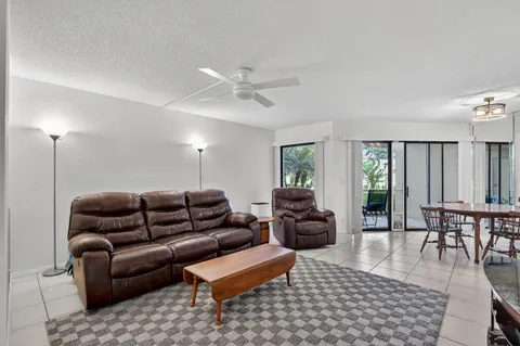 $299,000 | 5650 Camino Del Sol, Unit 106, Boca Raton, FL 33433