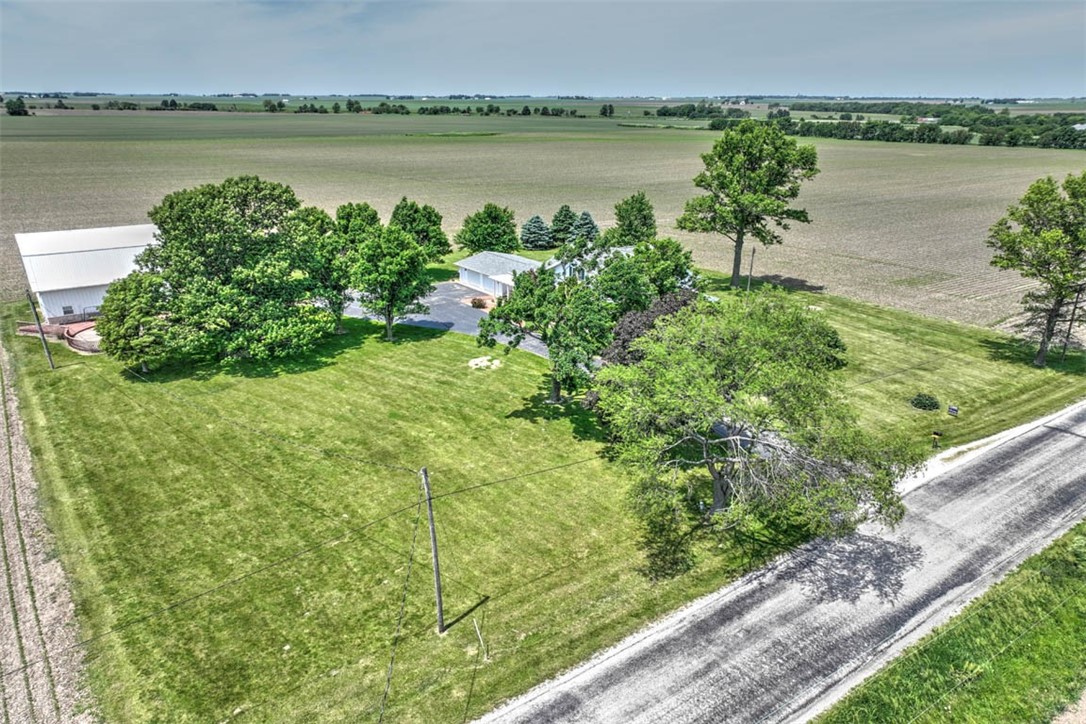 3191 North Bearsdale Road Decatur, IL 62526 - Photo 4 of 47