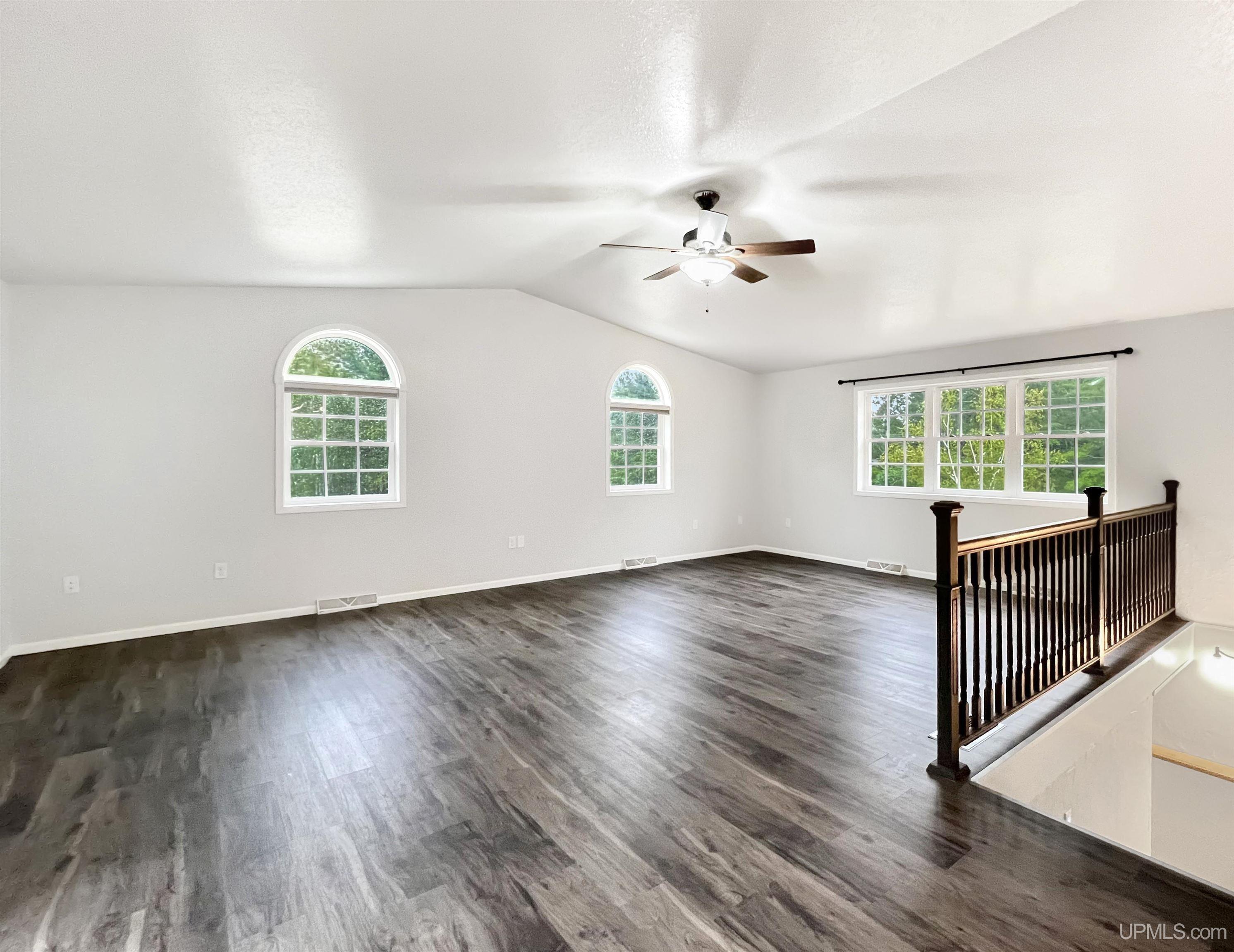 W4170 Schroeder Road Marinette, WI 54143 - Photo 6 of 53 Gallery Image 6