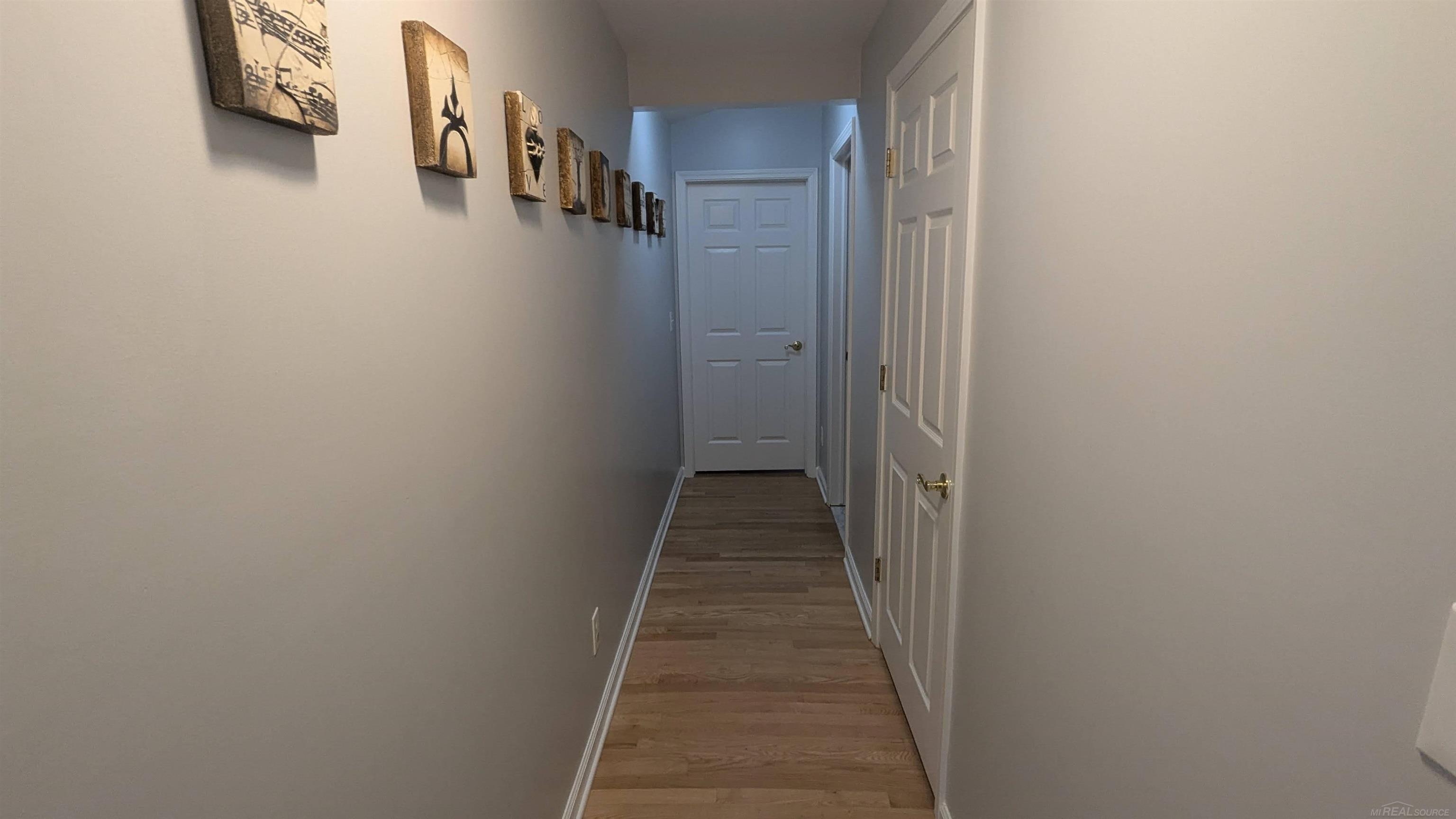 345 Hillview Street Rochester Hills, MI 48306 - Photo 13 of 28