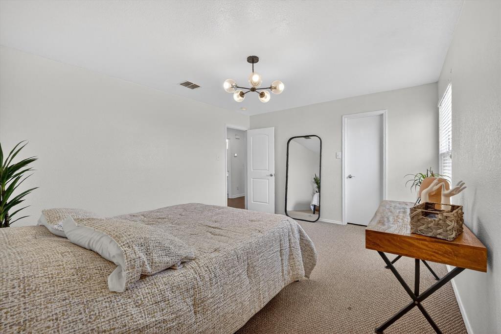 8208 Hidden Path Lane Denton, TX 76210 - Photo 27 of 40