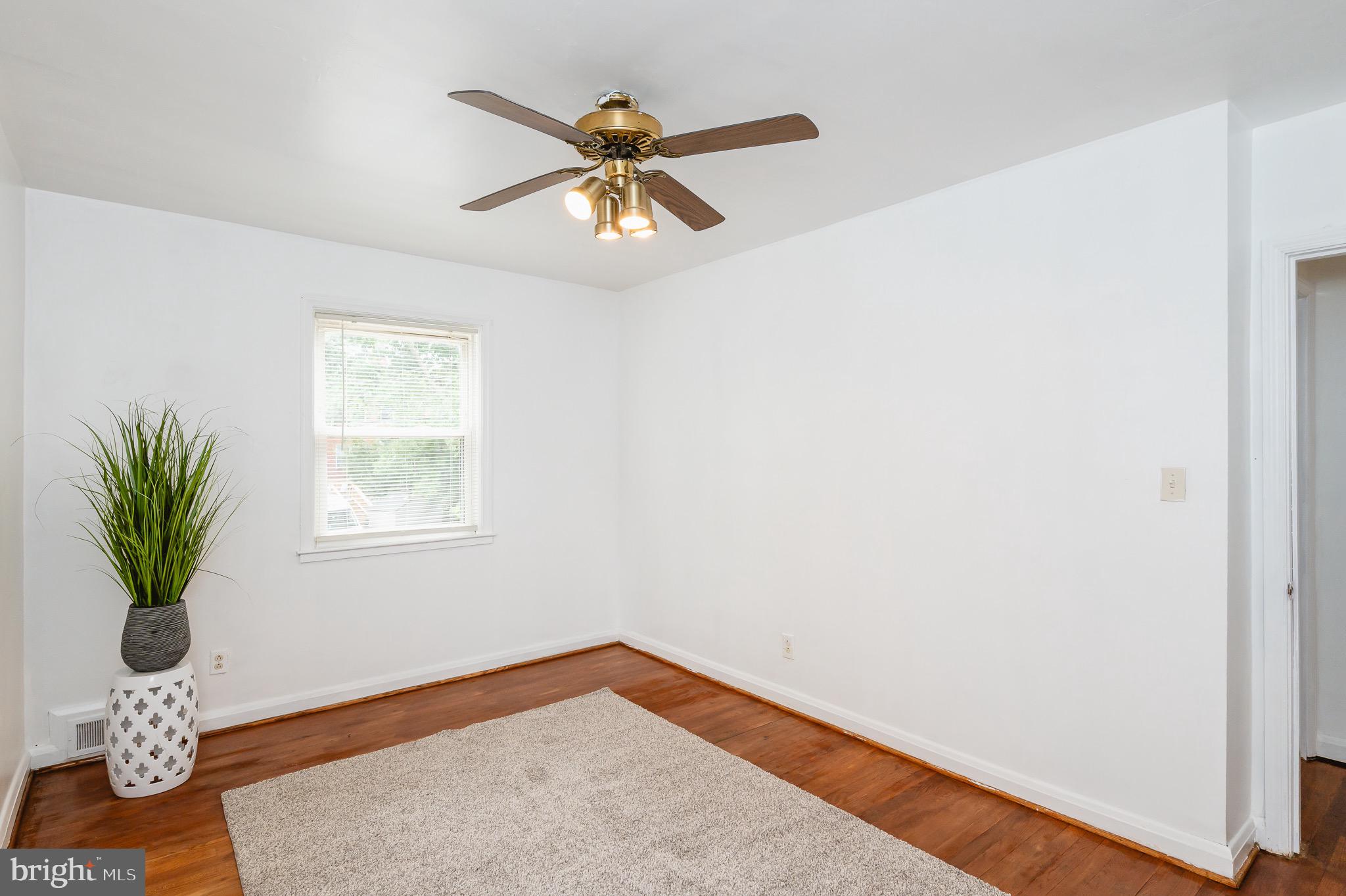 1535 Gleneagle Road Baltimore, MD 21239 - Photo 13 of 28 Bedroom 2