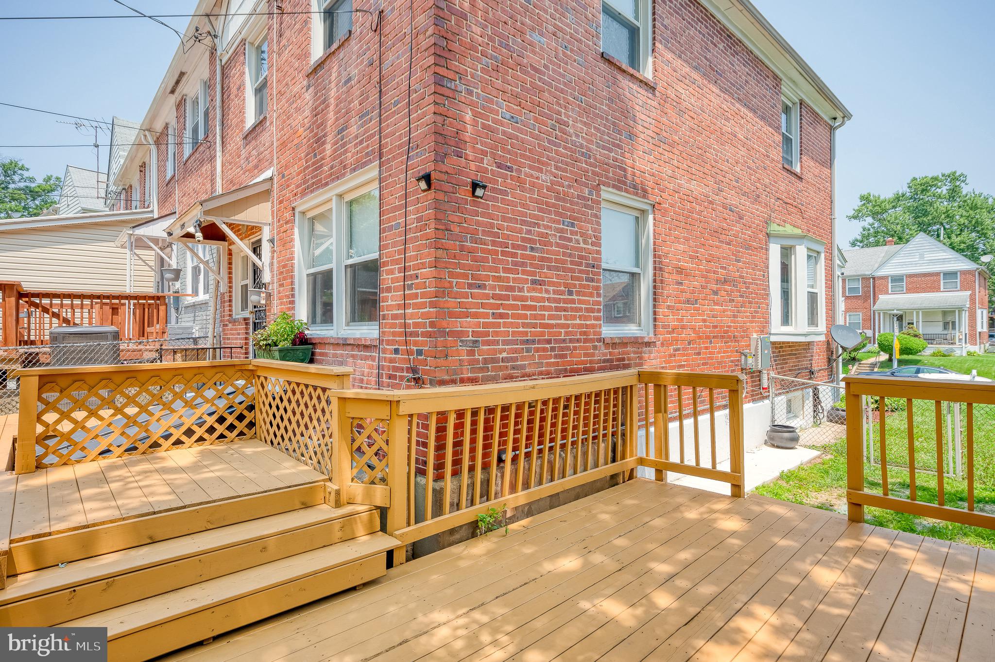 1535 Gleneagle Road Baltimore, MD 21239 - Photo 26 of 28 Double Deck lower