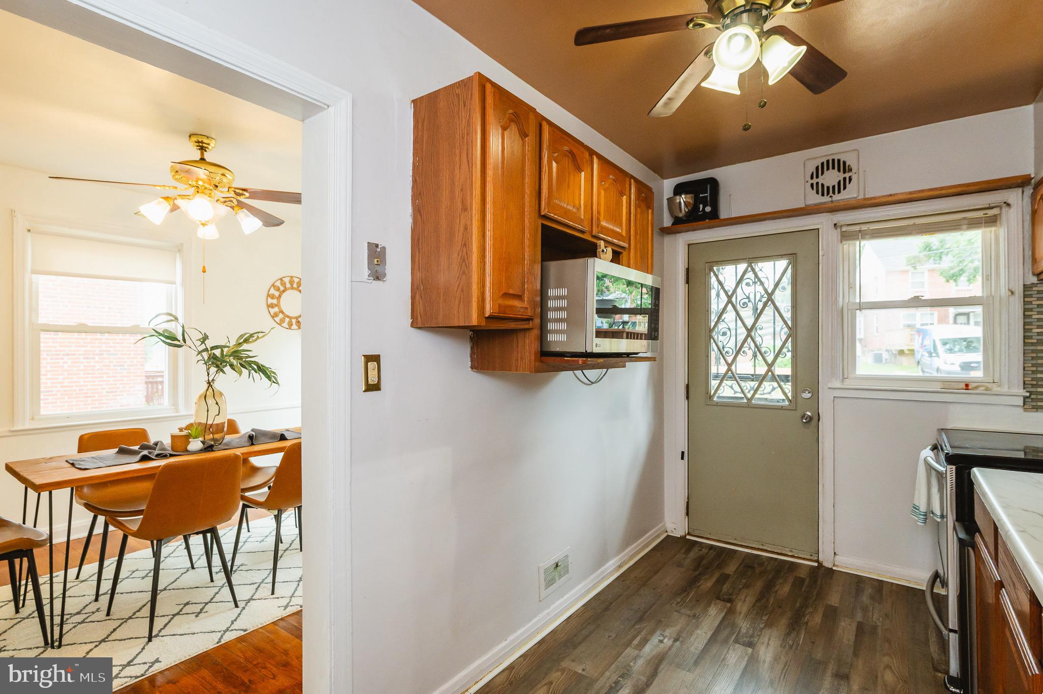 1535 Gleneagle Road Baltimore, MD 21239 - Photo 7 of 28 Kitchen