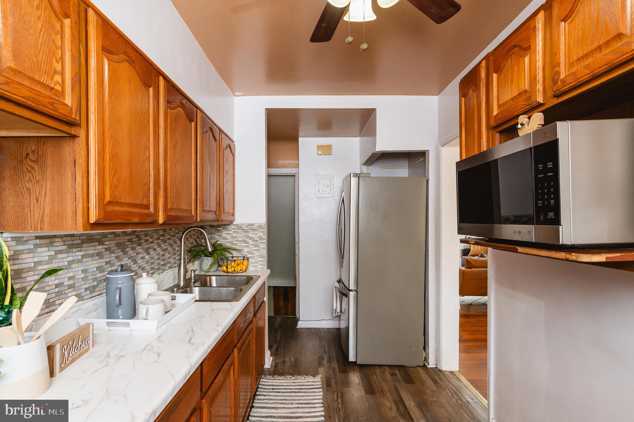 1535 Gleneagle Road Baltimore, MD 21239 - Photo 9 of 28 Kitchen