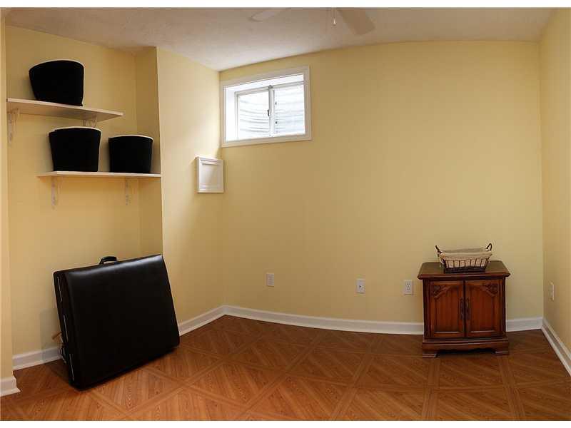 11178 Ruckle Street Carmel, IN 46032 - Photo 21 of 23 Gallery Image 21