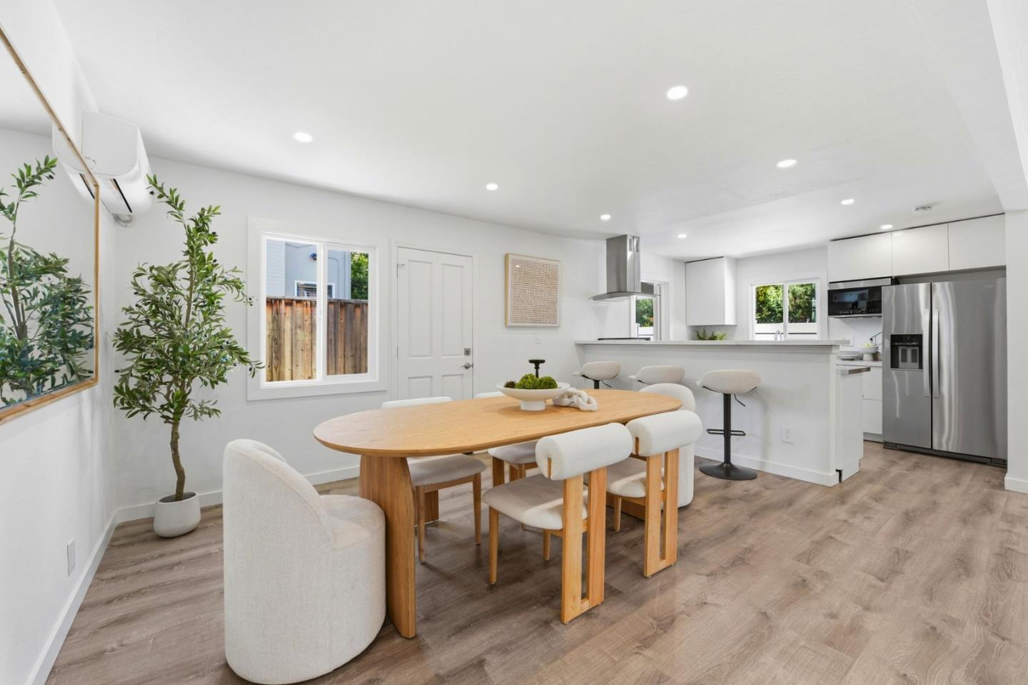 150 Middlefield Road Palo Alto, CA 94301 - Photo 13 of 37
