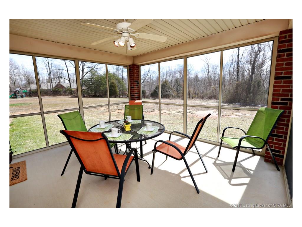 4044 Viewcrest Loop Floyds Knobs, IN 47119 - Photo 19 of 51 Gallery Image 19