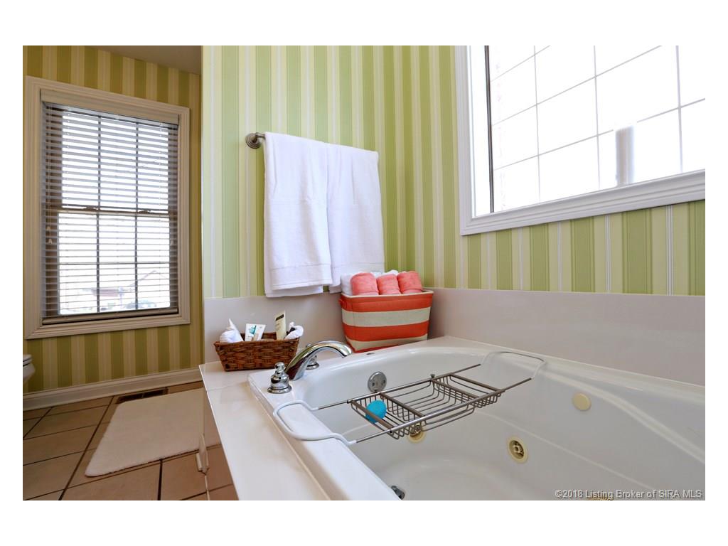 4044 Viewcrest Loop Floyds Knobs, IN 47119 - Photo 24 of 51 Gallery Image 24