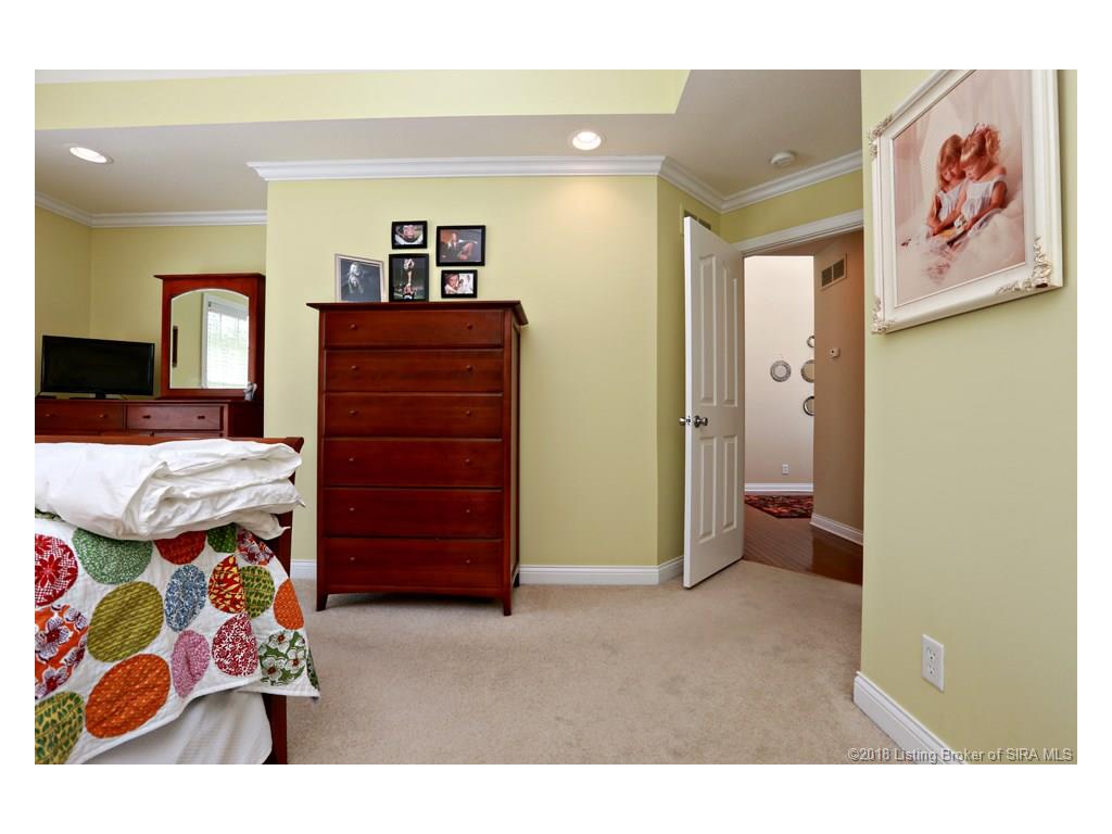 4044 Viewcrest Loop Floyds Knobs, IN 47119 - Photo 27 of 51 Gallery Image 27