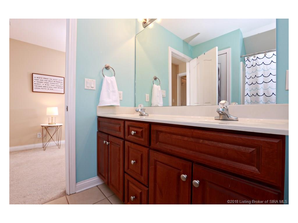 4044 Viewcrest Loop Floyds Knobs, IN 47119 - Photo 36 of 51 Gallery Image 36