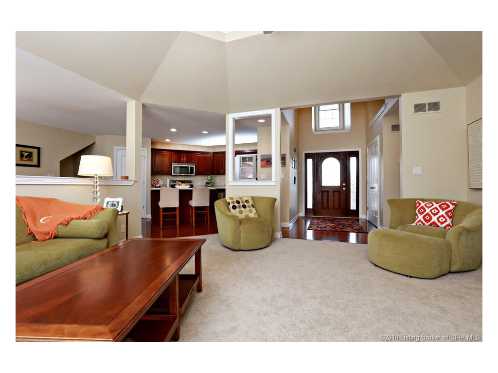 4044 Viewcrest Loop Floyds Knobs, IN 47119 - Photo 10 of 51 Gallery Image 10